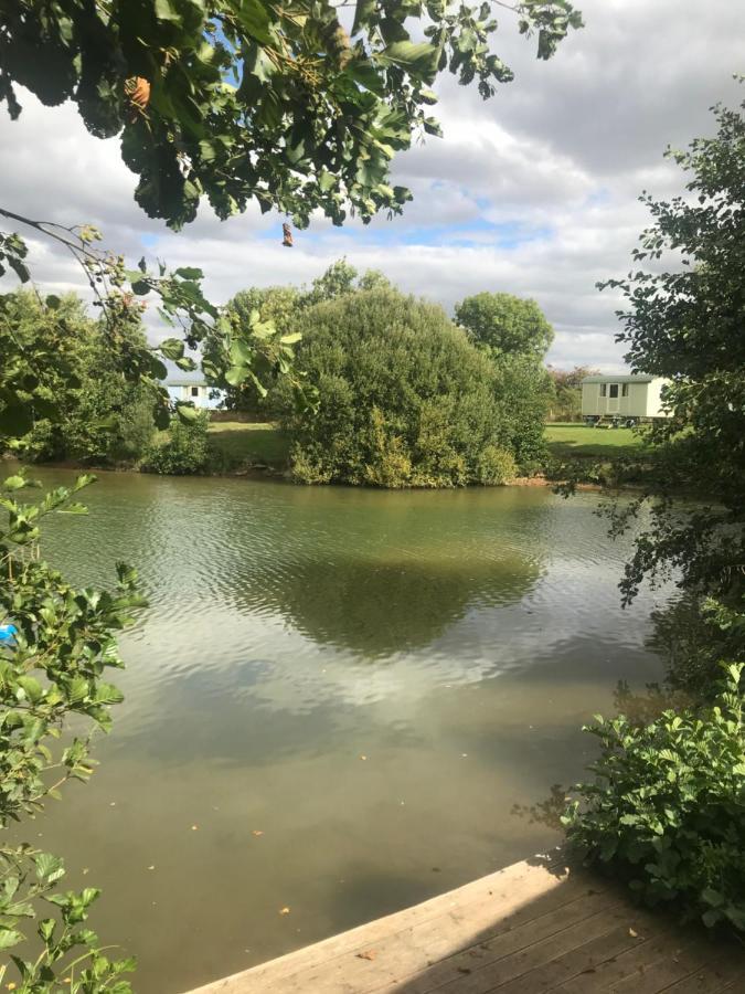Elton Barn Fishery & Retreat Νότιγχαμ Εξωτερικό φωτογραφία